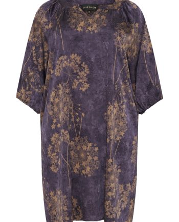 Dress w wrinkles & puff sleeves-purple w camel flowers